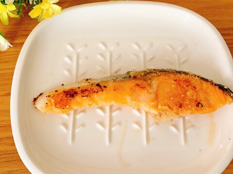 鮭の粉チーズorパン粉焼き✧˖°